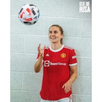 دريس نسوي نادي مانشستر يونايتد